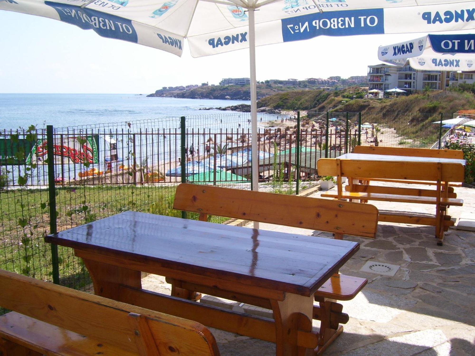Barex Family Hotel Созополь Экстерьер фото