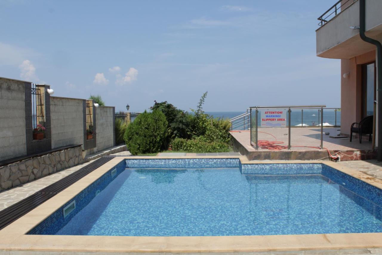 Barex Family Hotel Созополь Экстерьер фото